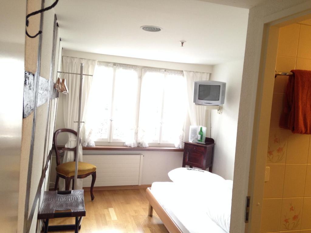 Hotel Rebe Herrliberg Ruang foto